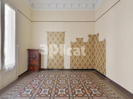 Piso, 220.00 m², cerca de bus y tren, Calle de la Princesa, 56
