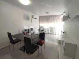 Flat, 78.00 m², Calle  Saturn 