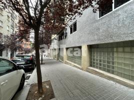 Local comercial, 194.00 m², Calle de Trajà