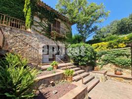 Casa (xalet / torre), 499 m², Zona