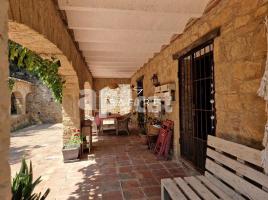 Houses (villa / tower), 499 m², Zona