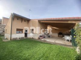 Casa (chalet / torre), 115.00 m², seminuevo, Calle El Campillo, 6