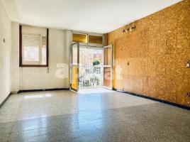 Pis, 68.00 m², حافلة قرب والقطار, Calle de Santa Creu