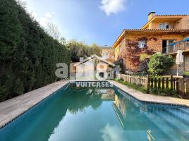 Casa (chalet / torre), 399.00 m²