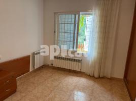  (xalet / torre), 346.00 m², in der Nähe von Bus und Bahn, fast neu, Calle Farigola