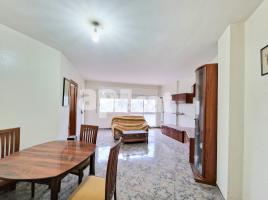 Pis, 110.00 m², حافلة قرب والقطار, Calle del Conflent