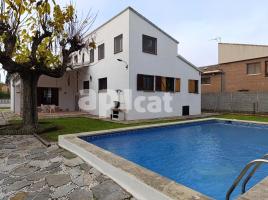 Houses (villa / tower), 290.00 m², Calle Jaume i el Conqueridor