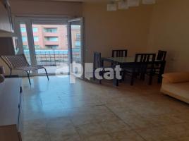 Piso, 80.00 m², cerca de bus y tren