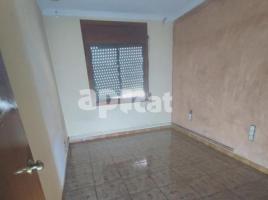 Flat, 71.00 m², near bus and train