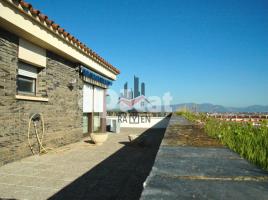 Attic, 187.00 m², near bus and train, Calle Pujades