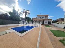 Houses (villa / tower), 240.00 m², almost new