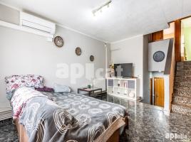 Dúplex, 84.00 m², prop de bus i tren, CAN DEU