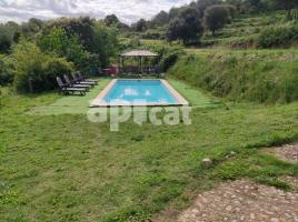  (casa rural), 744 m², fast neu