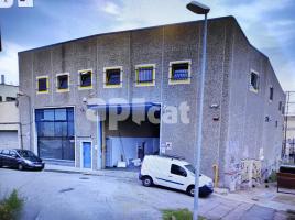 Nau industrial, 824.00 m², seminou