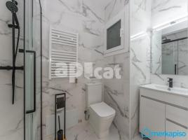 Piso, 68.00 m², cerca de bus y tren