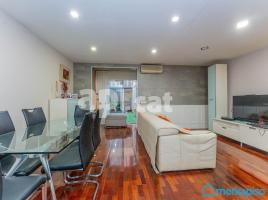 Piso, 90.00 m², cerca de bus y tren