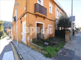 Piso, 110.00 m², cerca de bus y tren