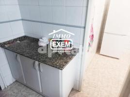 Piso, 146.00 m², cerca de bus y tren