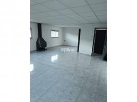 Louer pis, 75.00 m²