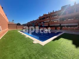 Àtic, 117.00 m², حافلة قرب والقطار, جديد تقريبا, Calle de Sant Antoni