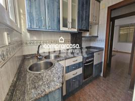 Piso, 64.00 m², cerca de bus y tren