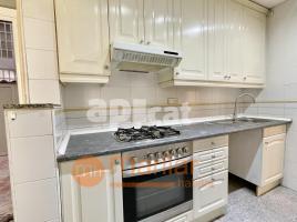 Piso, 75.00 m², cerca bus y metro, Calle de Guipúscoa