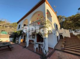 Casa (xalet / torre), 227.00 m²