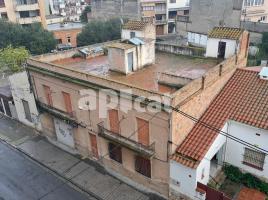 Casa (unifamiliar aïllada), 390.00 m², prop de bus i tren, Calle Torras i Bages, 32