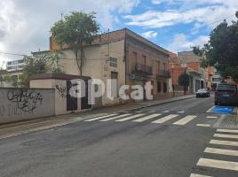  (unifamiliar aïllada), 390.00 m², près de bus et de train, Calle Torras i Bages, 32