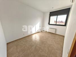 Pis, 77.00 m², seminou