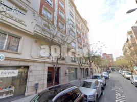 Flat, 94.00 m², near bus and train