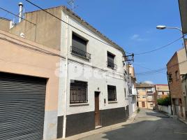 Piso, 93.00 m², cerca de bus y tren