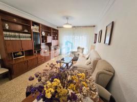 Pis, 89.00 m², حافلة قرب والقطار, Calle de Mallorca