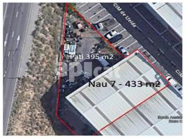 For rent industrial, 435.00 m², near bus and train, almost new