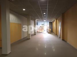 Lloguer local comercial, 271 m², Zona