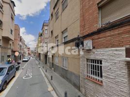 Piso, 84.00 m², cerca de bus y tren