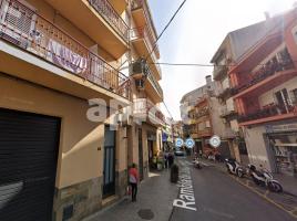 Piso, 86.00 m², cerca de bus y tren