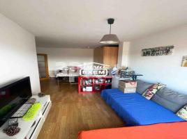 Piso, 62.00 m², seminuevo, Calle pau picasso 