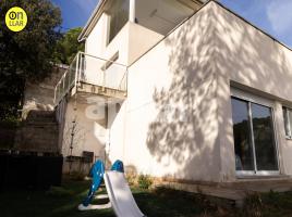 Casa (unifamiliar aïllada), 203.00 m², prop de bus i tren, seminou