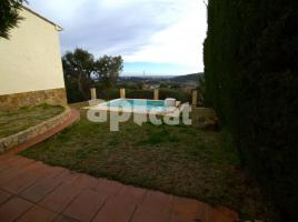 Casa (chalet / torre), 240.00 m²