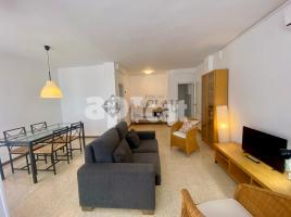 Àtic, 83.00 m², حافلة قرب والقطار