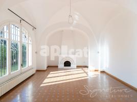 Casa (chalet / torre), 334 m², Paseo Merla