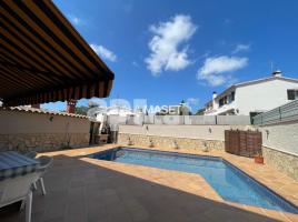 Casa (xalet / torre), 255.00 m², Calle Cal Rei