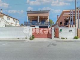 Casa (unifamiliar aïllada), 307.00 m², prop de bus i tren, seminou