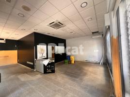 Local comercial, 80.00 m², seminuevo, Paseo Alselm Clavé