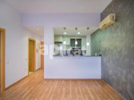 Apartamento, 48.00 m², cerca de bus y tren, seminuevo, Calle Major