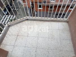 Pis, 75.00 m², prop de bus i tren, Calle de Valeta