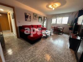 Piso, 75.00 m², cerca de bus y tren