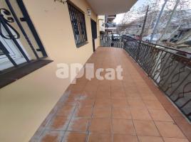 Piso, 153.00 m², cerca de bus y tren, GURU GU