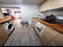 Piso, 75.00 m², cerca de bus y tren